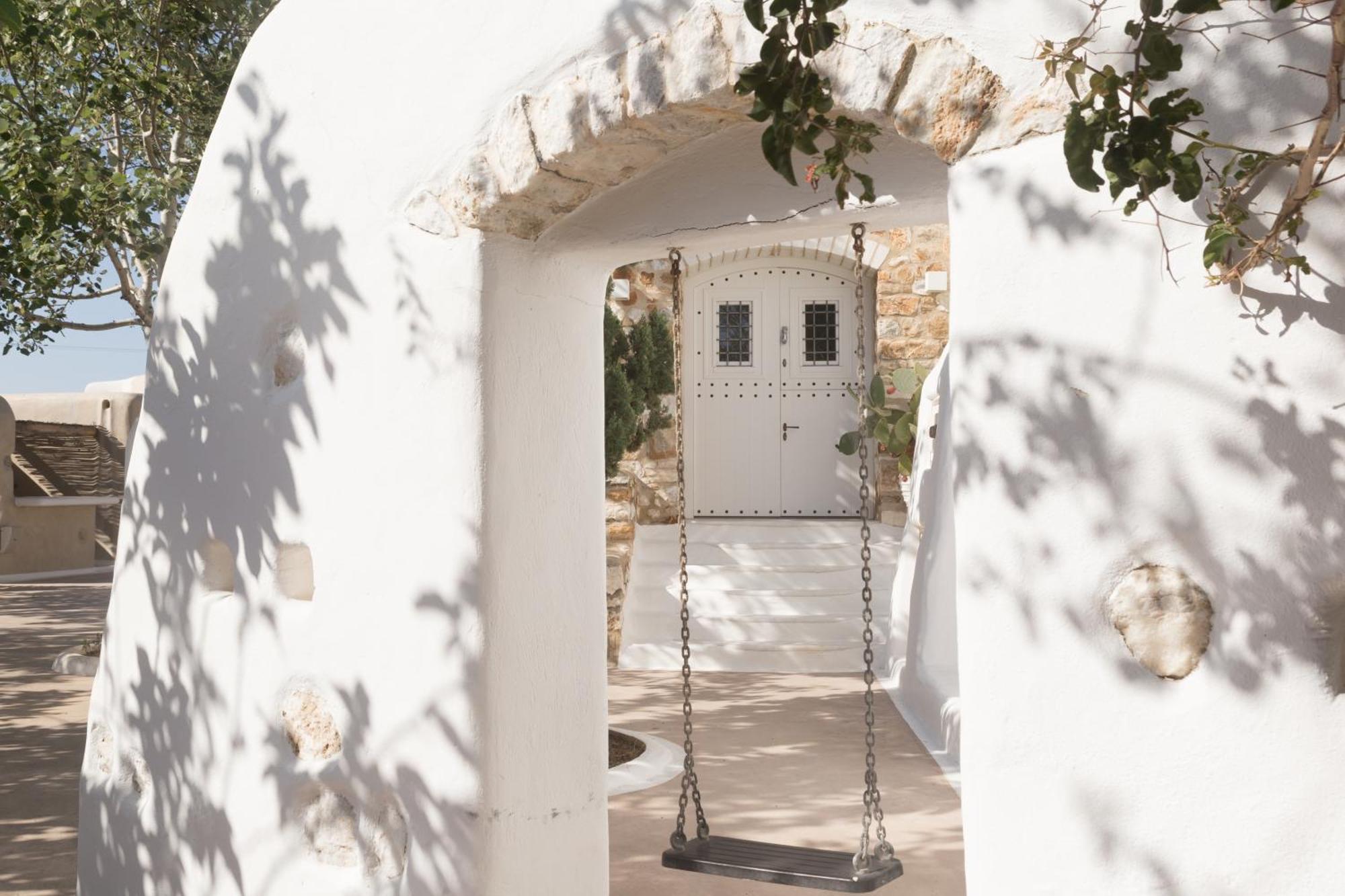 Kallos Villas & Suites Naxos City ภายนอก รูปภาพ